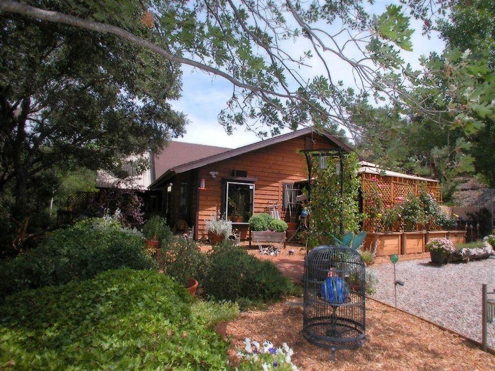 Wikiup Hummingbird Hotel Julian Exterior photo